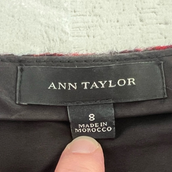Ann Taylor Schoolgirl Wool Blend A-line Flare Mini Skirt in Red & Black Size 8 - Picture 6 of 6
